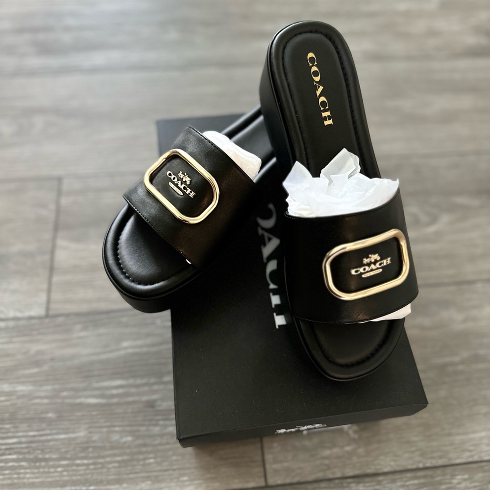 Coach women Eloise Sandal black Color Coach Dressy Sandals Size 9 Brand New